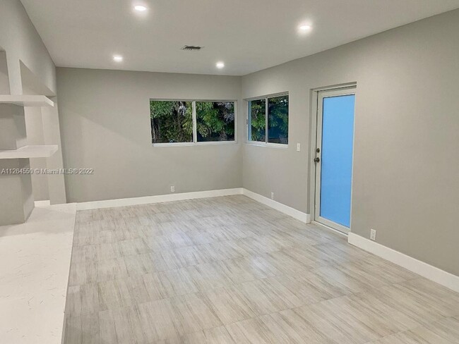 Foto del edificio - 8960 SW 125th Terrace