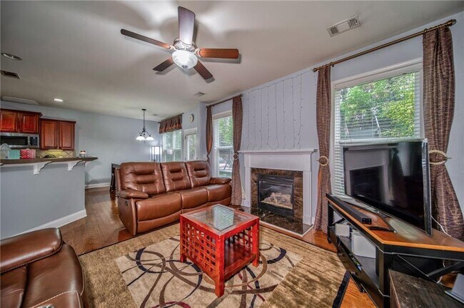 Building Photo - 5405 Falls Landing Dr