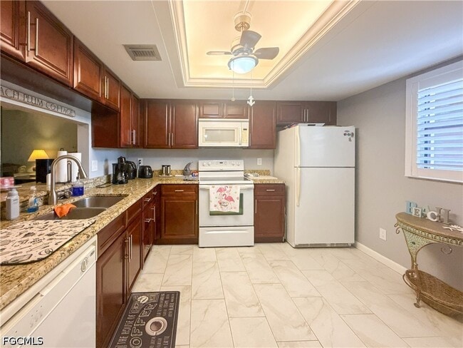 Foto del edificio - 6136 Whiskey Creek Dr