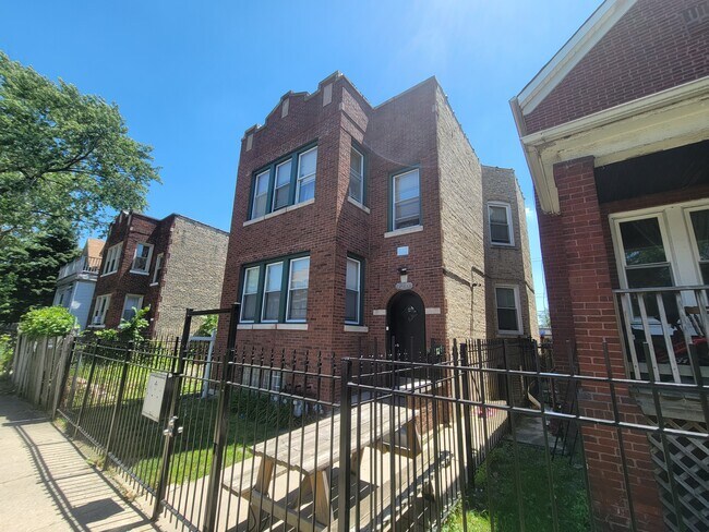 Building Photo - 4241 W Crystal St