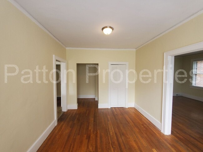 Building Photo - 3412-3414 Blossom Street - Inside CoC - R1...