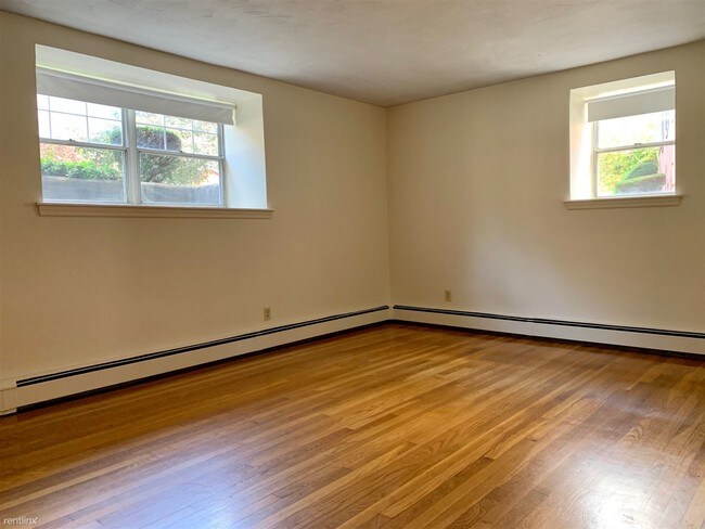 Building Photo - 2 br, 1 bath  - 176 Church St