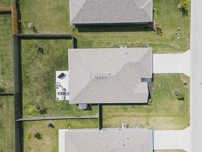 Foto del edificio - 8004 SE 6th St