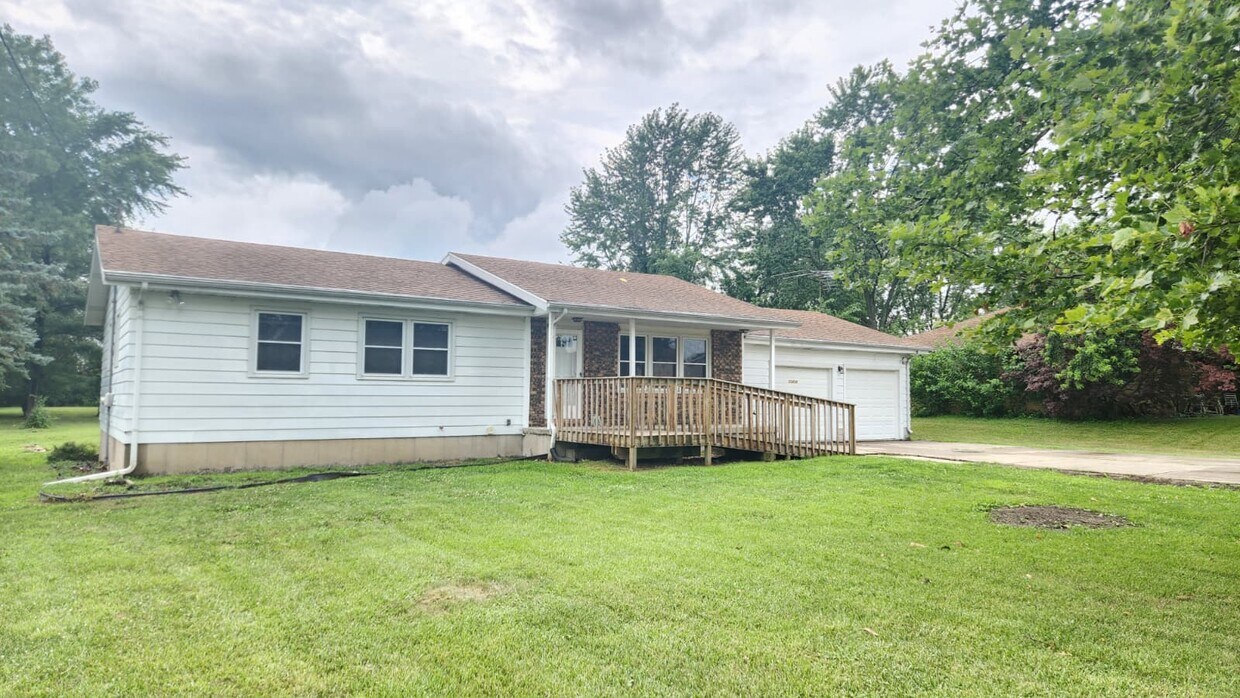 Foto principal - 11414 Delaware St