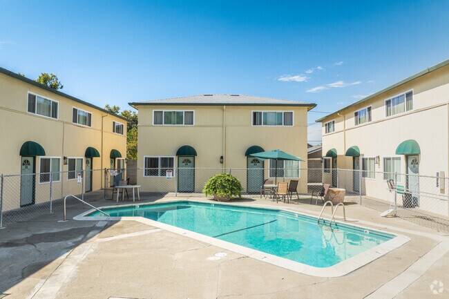 Piscina - Holiday Orchard Apartments
