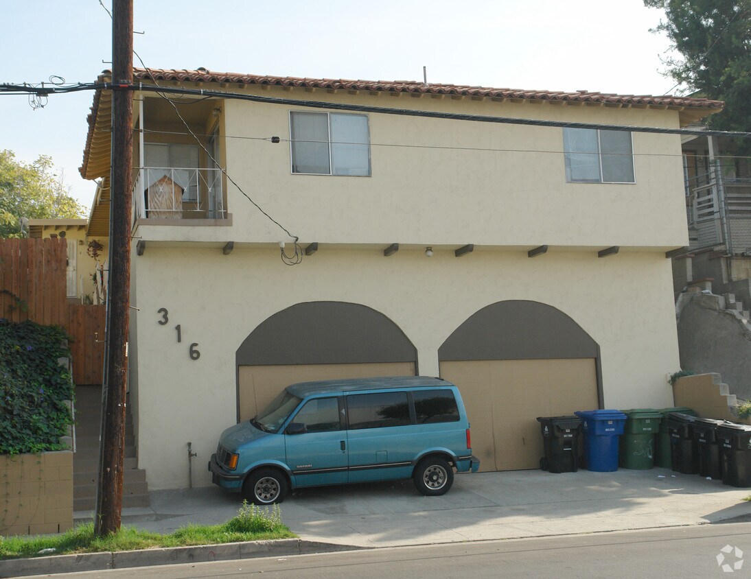 Building Photo - 316 N Bonnie Brae St