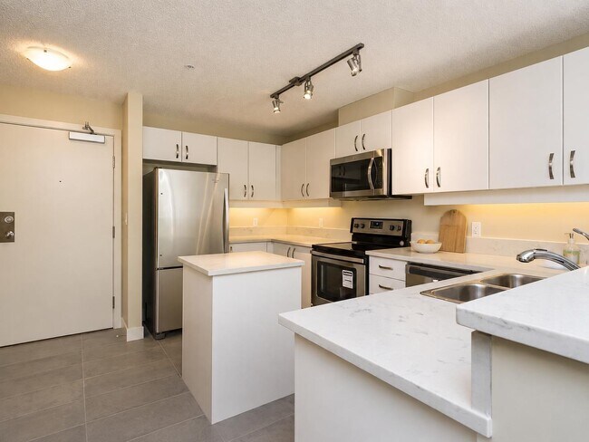 Photo du bâtiment - 10838 City Pkwy