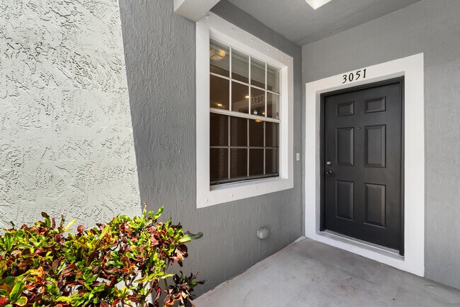Building Photo - 3051 Grandiflora Dr