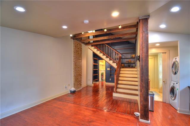 Foto del edificio - 919 Jackson Ave