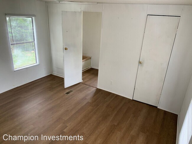 Foto del edificio - 3 br, 2 bath House - 215 Ridgeway Drive
