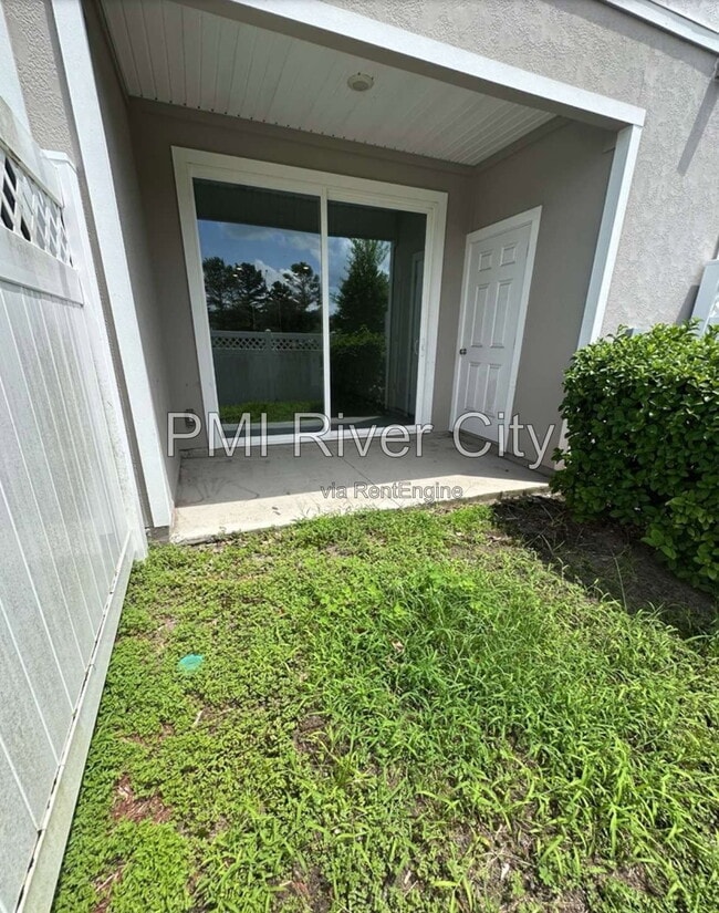 Building Photo - 523 Spanish Oaks Way