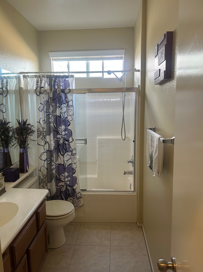 Building Photo - 1000 Driftwood Cir