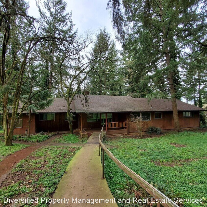 3 br, 3 bath House 33744 Meeker Hill Rd NE House Rental in Albany