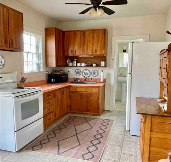 Kitchen - 39505 Rodeffer Rd