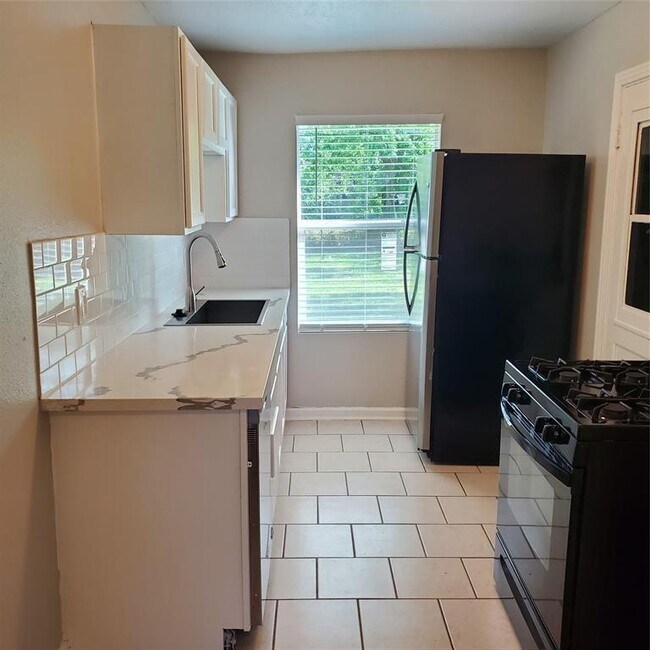 Foto del edificio - 3926 Alberta St