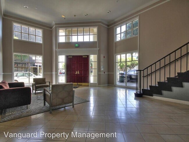 Building Photo - 2075 Sutter St