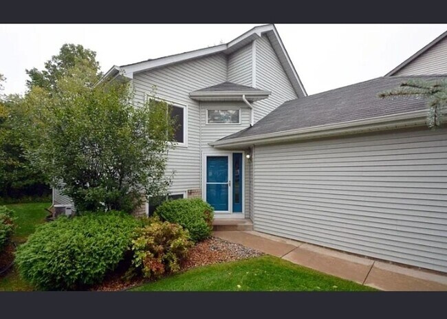 Foto del edificio - 5740 Willow Trail