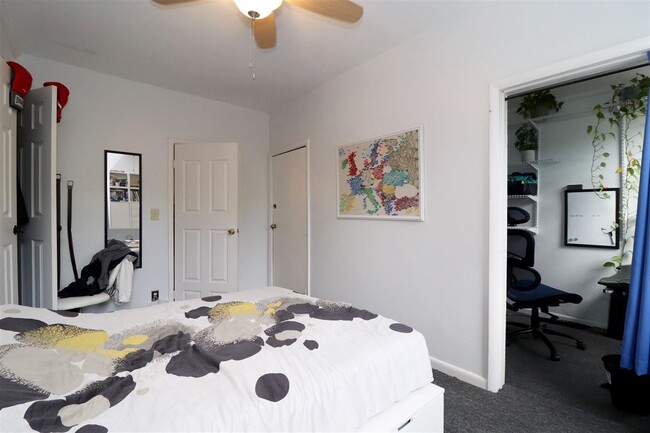 Foto del edificio - 318 6th St