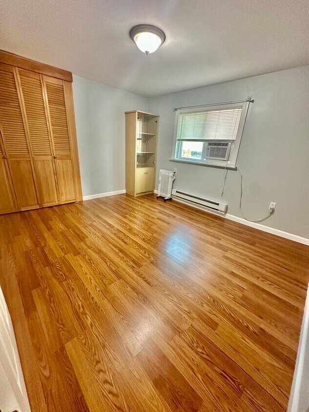 Foto principal - 6 Locust St