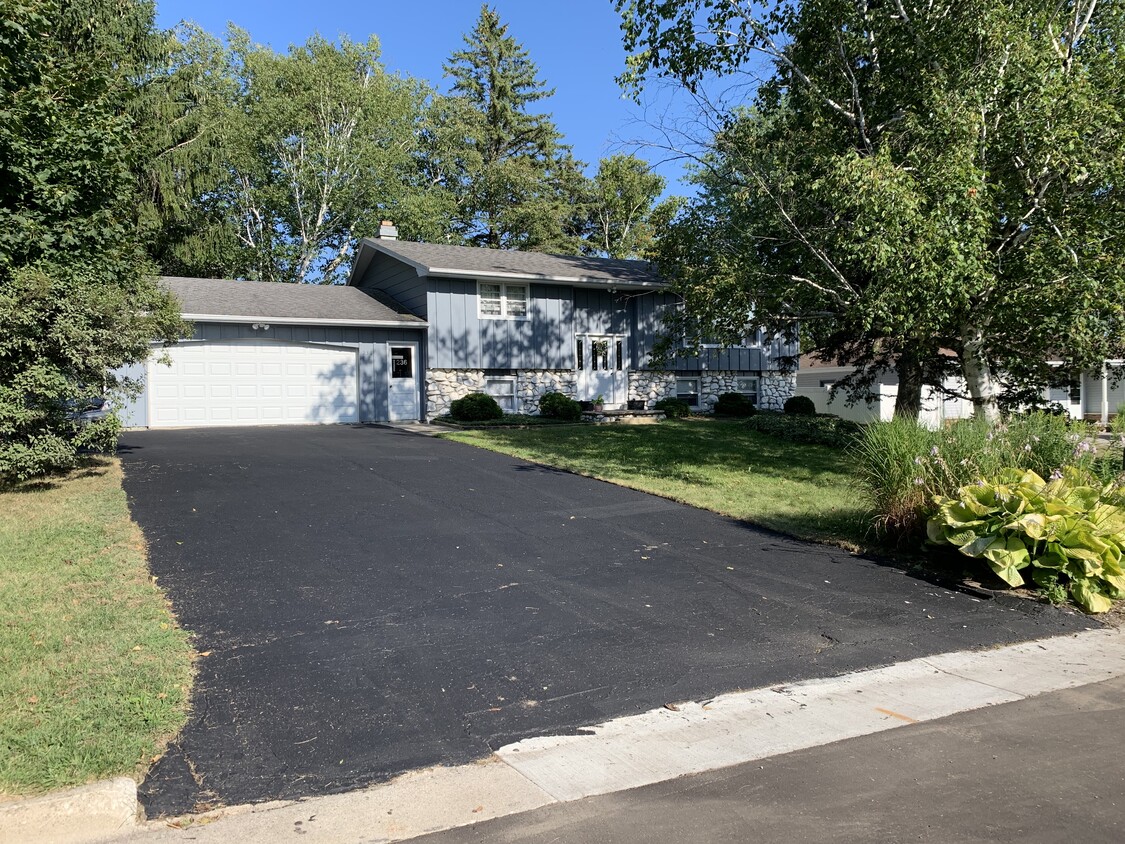 Primary Photo - 236 N 17th Dr