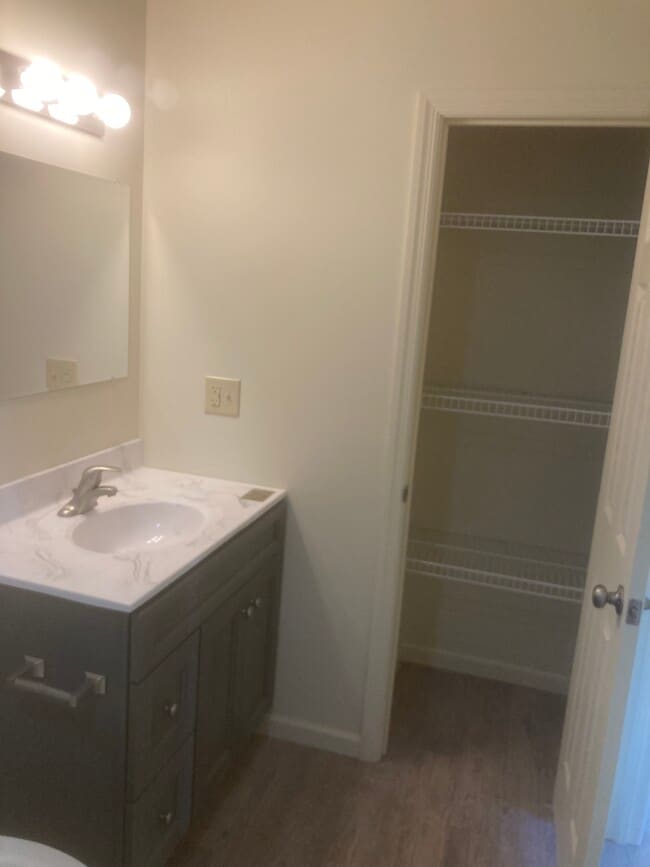 Foto del edificio - 151 Franklin St