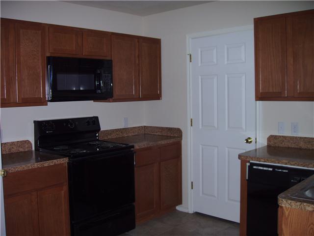 Building Photo - 1034 Trail Driver Cove