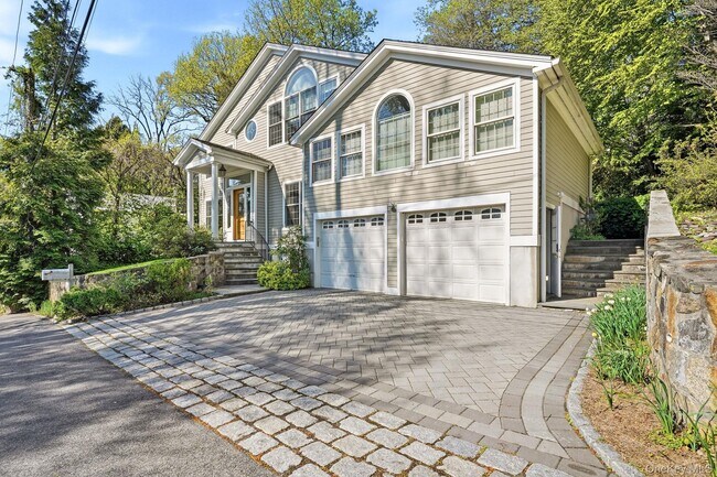 Building Photo - 60 Hillside Ln