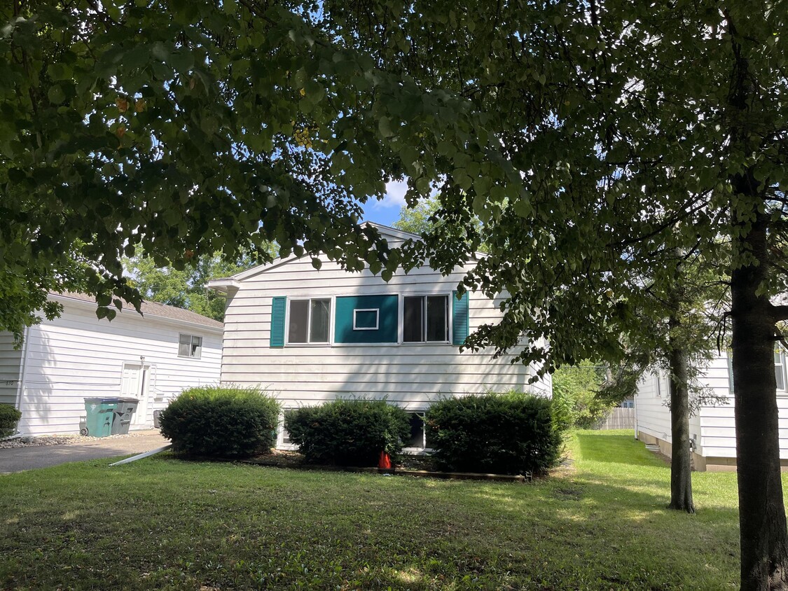 Primary Photo - 624 Stoddard Ave