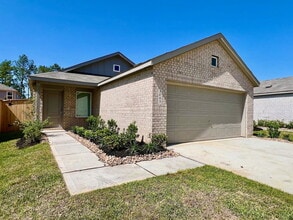 Building Photo - 3043 Mallorca Dr