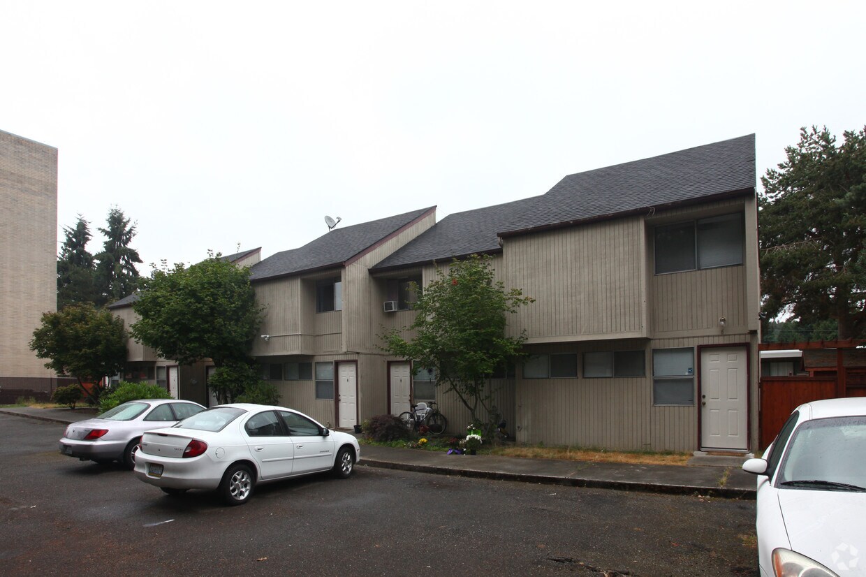 Foto del edificio - 644 S 5th Ave S