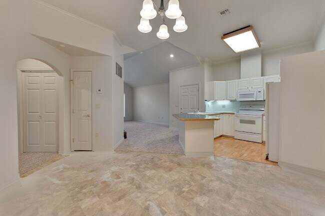 Foto del edificio - Courtland Place Apartments