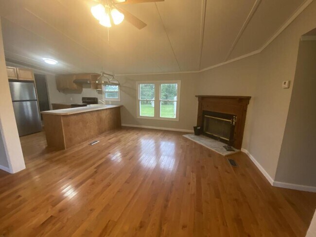 Foto del edificio - 3801 Turner Rd