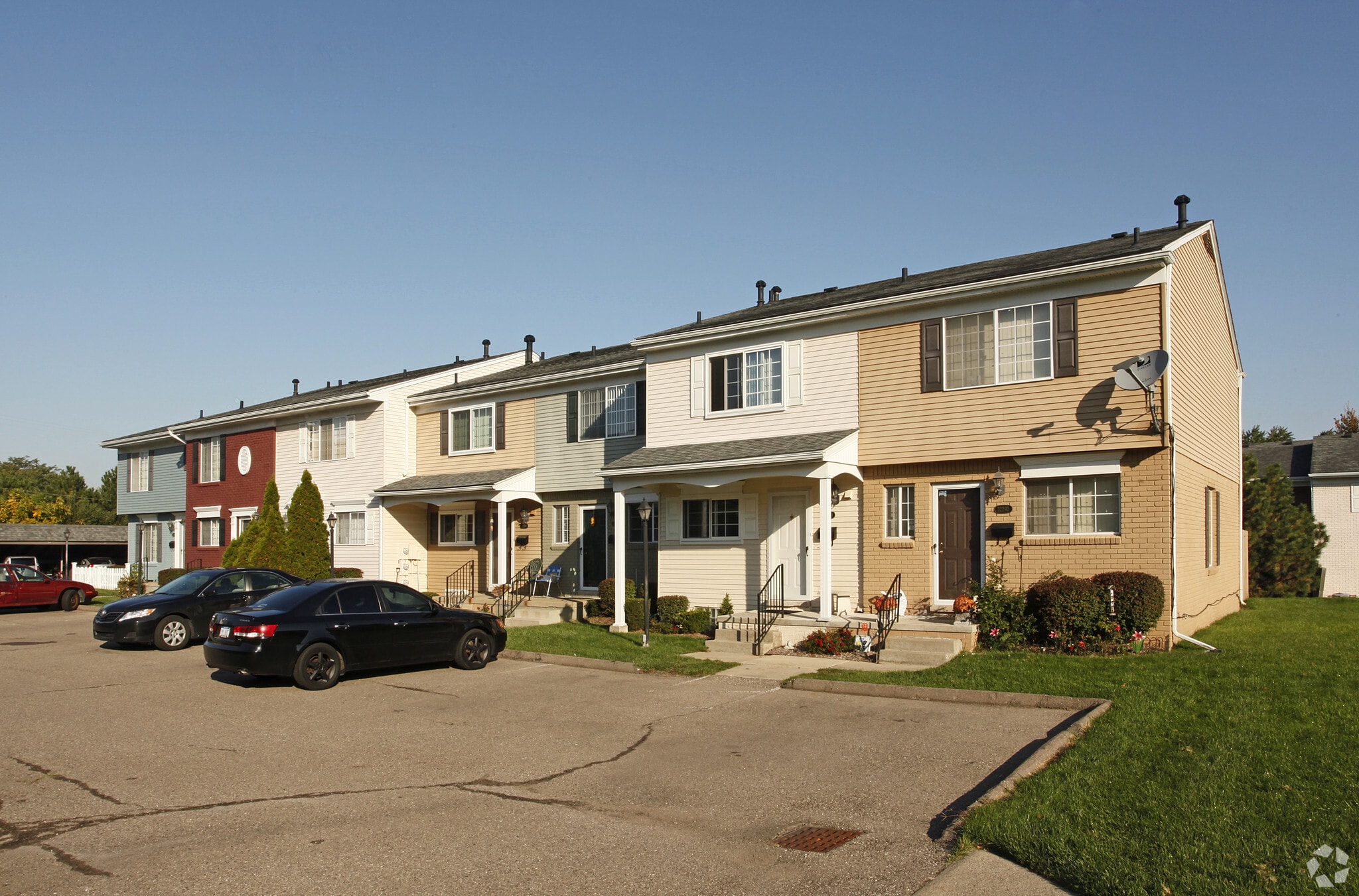 Savannah Court Townhomes