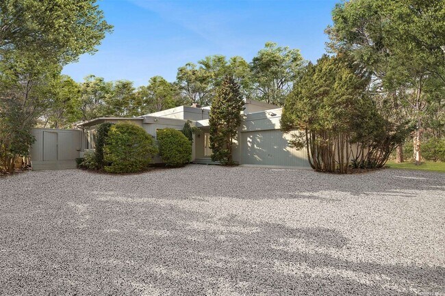 Building Photo - 32 Fox Hollow Dr