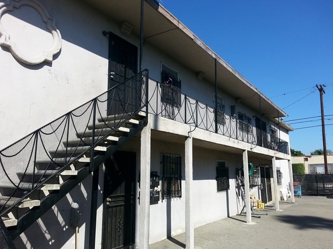 Building Photo - 8100 Avalon Blvd