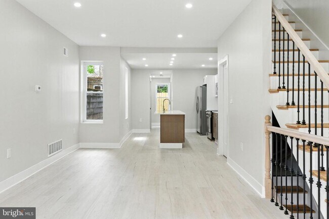 Foto del edificio - 1626 S 24th St