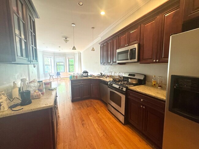 Foto del edificio - 1087 Beacon St