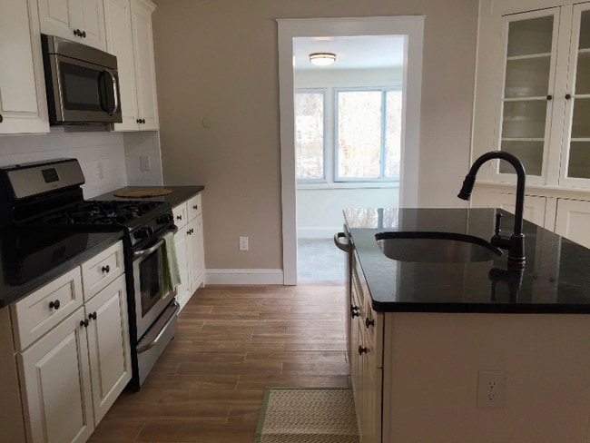 Foto del edificio - 140 Ames St