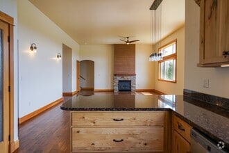 Building Photo - 15263 N Pristine Cir