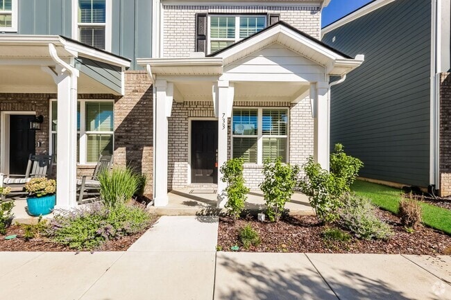Building Photo - 615 Old Hickory Blvd