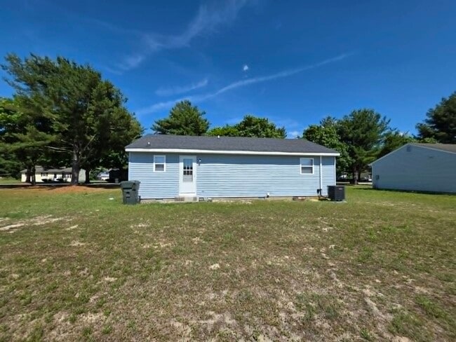 Building Photo - 1118 Hillcrest Ave