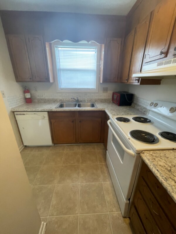 Foto del edificio - 2000 Swaim Ridge Ln