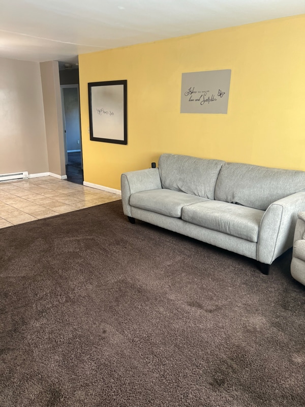 Foto del edificio - 8413 Cottonwood Dr