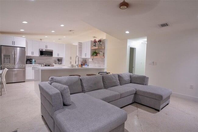 Foto del edificio - 15213 SW 141st St