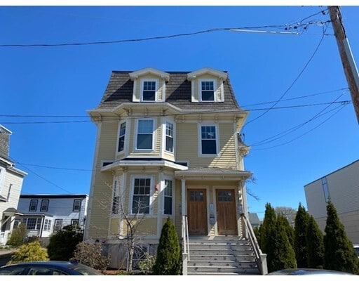 Building Photo - 36 Rush St