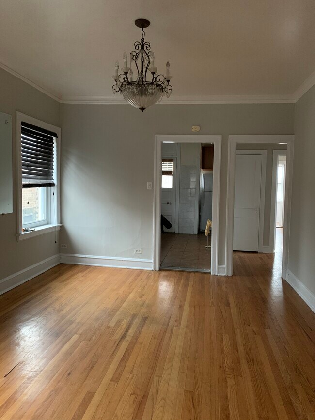 Living room - 6338 N Mozart St