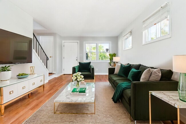 Foto del edificio - 3705 Midheights Rd