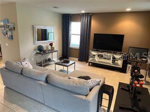 Foto del edificio - 7112 Enchanted Lake Dr
