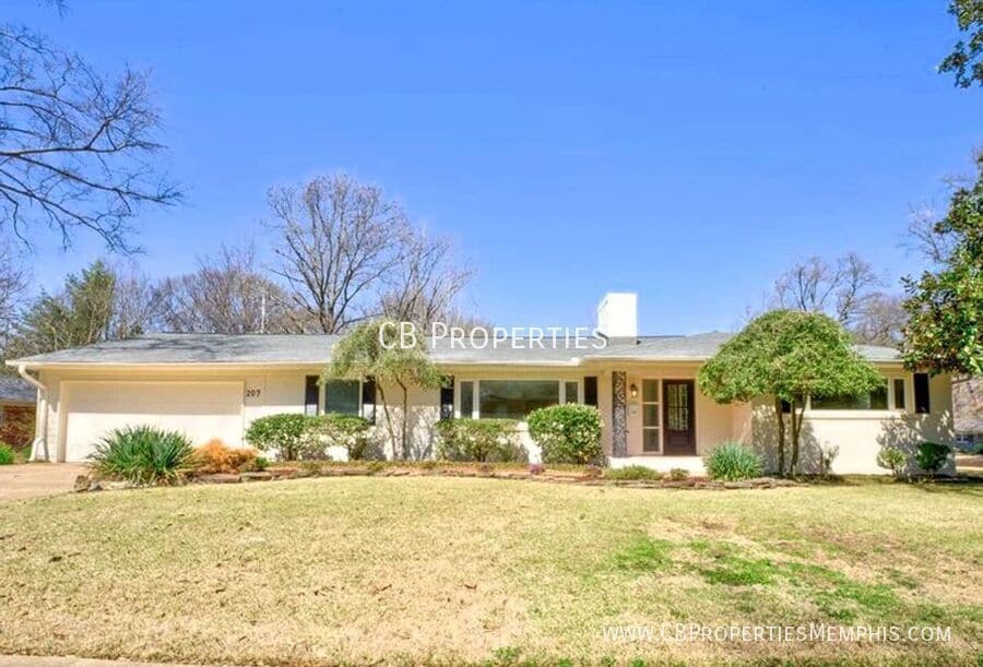 Primary Photo - 207 Gardenia Cove