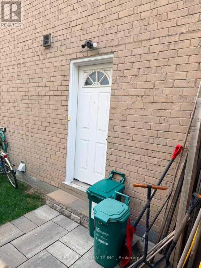 Building Photo - 51 Chase Ct